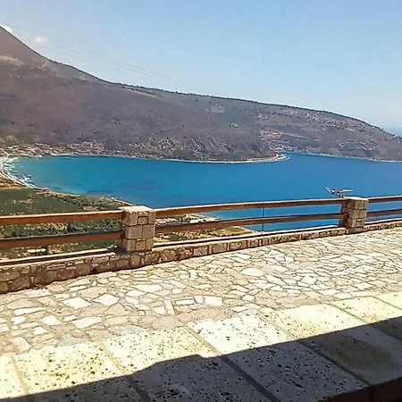 Διαμέρισμα Boliari House